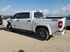 2016 Toyota Tundra Crewmax SR5