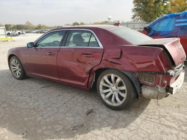 2018 Chrysler 300 Touring