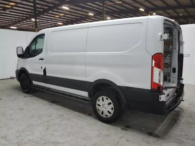 2022 Ford Transit T-250