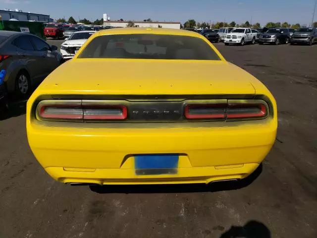 2015 Dodge Challenger SXT