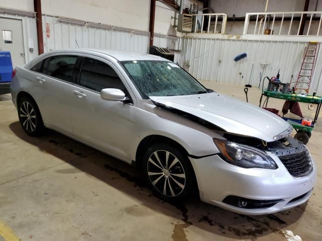 2012 Chrysler 200 Touring