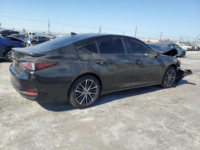 2024 Lexus ES 300H Base