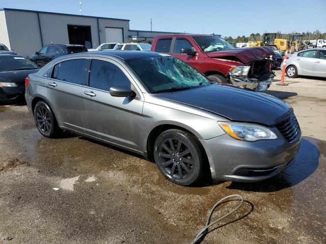 2012 Chrysler 200 Touring