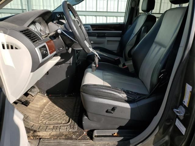 2010 Chrysler Town & Country Touring Plus