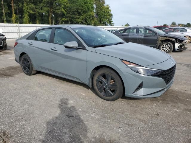 2022 Hyundai Elantra SEL