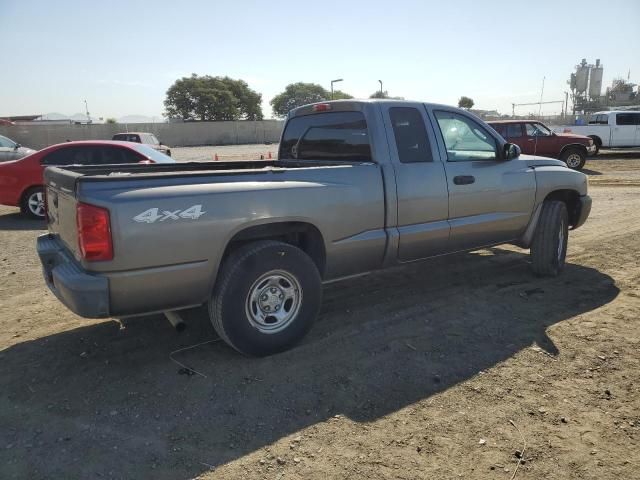 2005 Dodge Dakota ST