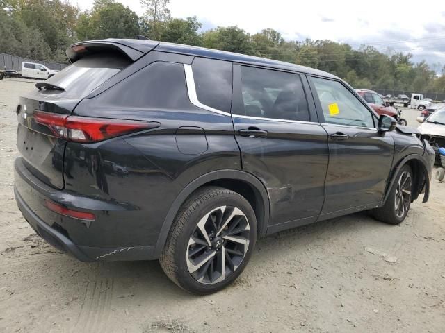 2022 Mitsubishi Outlander ES