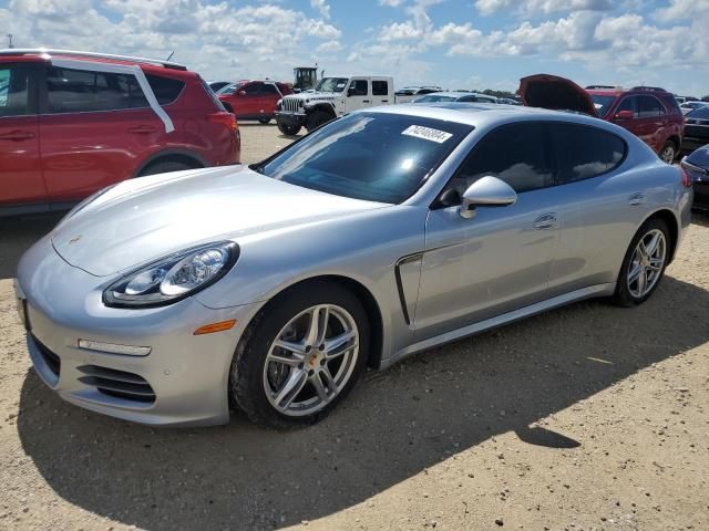 2014 Porsche Panamera 2