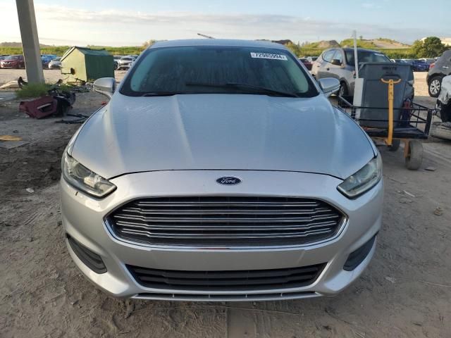 2014 Ford Fusion SE