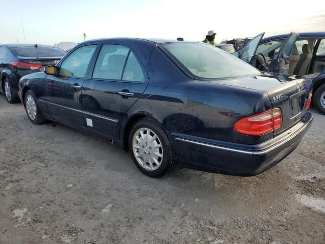 2000 Mercedes-Benz E 320