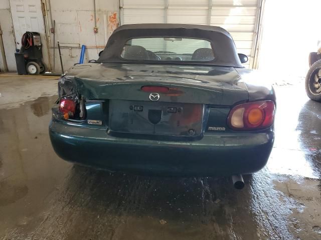 2000 Mazda MX-5 Miata Base