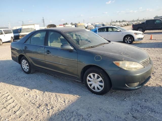 2005 Toyota Camry LE