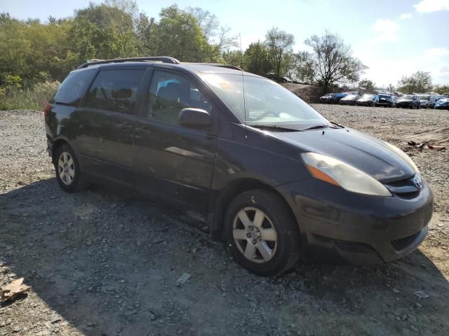 2010 Toyota Sienna CE