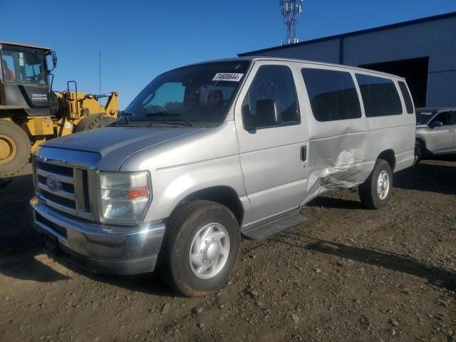 2011 Ford Econoline E350 Super Duty Wagon