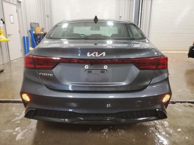 2024 KIA Forte LX