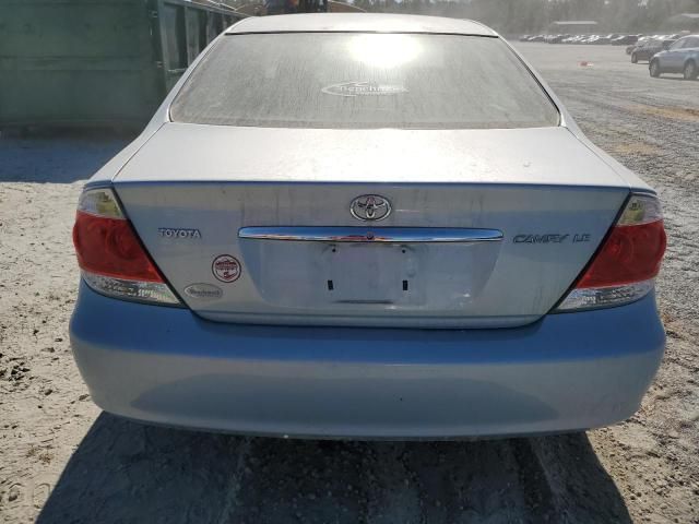 2005 Toyota Camry LE