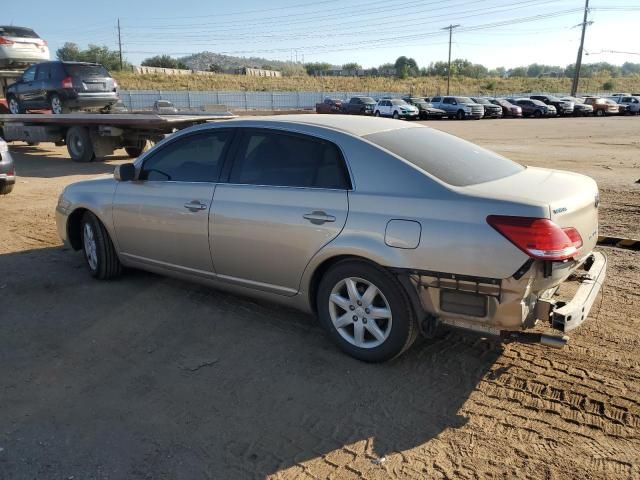 2005 Toyota Avalon XL