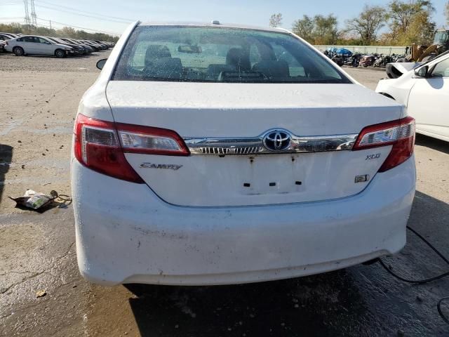 2014 Toyota Camry Hybrid