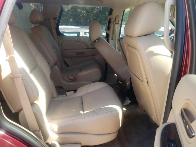 2010 Cadillac Escalade Luxury