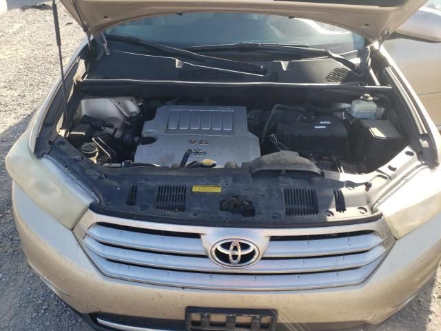 2011 Toyota Highlander Base