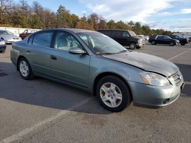 2004 Nissan Altima Base