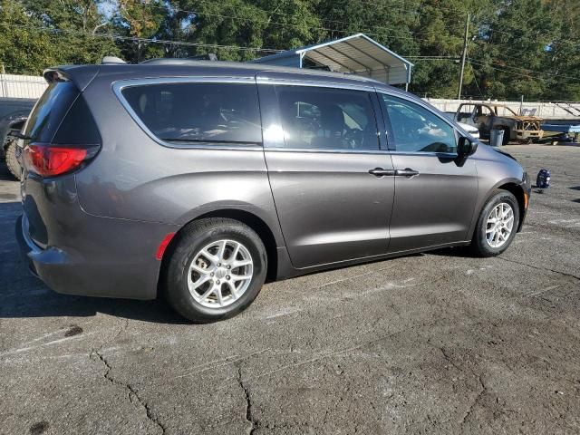 2020 Chrysler Voyager LXI