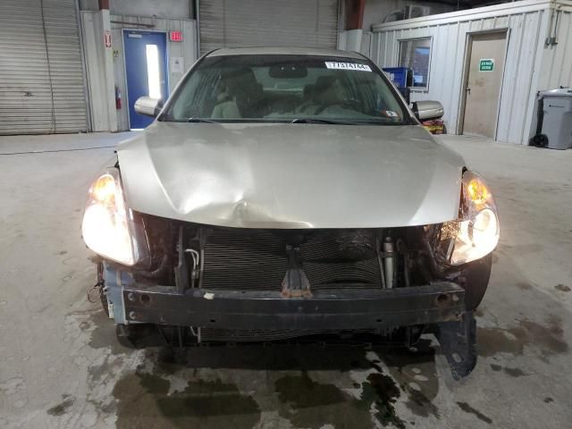 2010 Nissan Altima Base