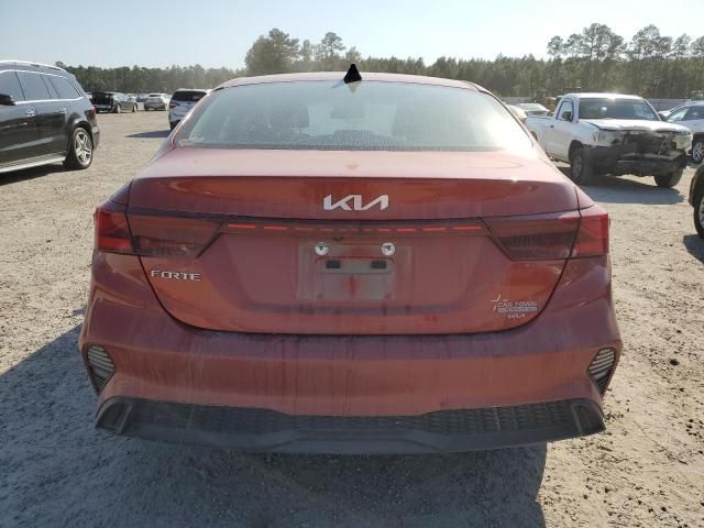 2023 KIA Forte LX