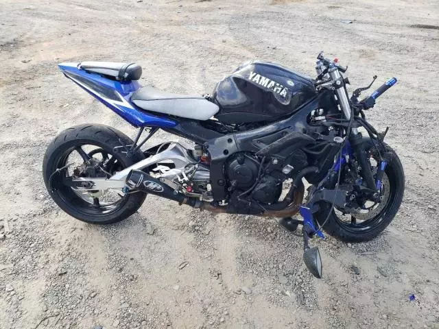 2003 Yamaha YZFR6 L