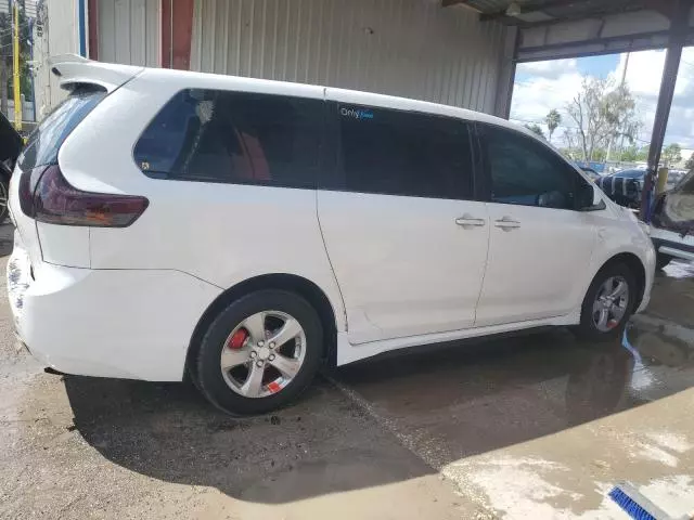 2011 Toyota Sienna Base