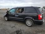 2013 Chrysler Town & Country Limited