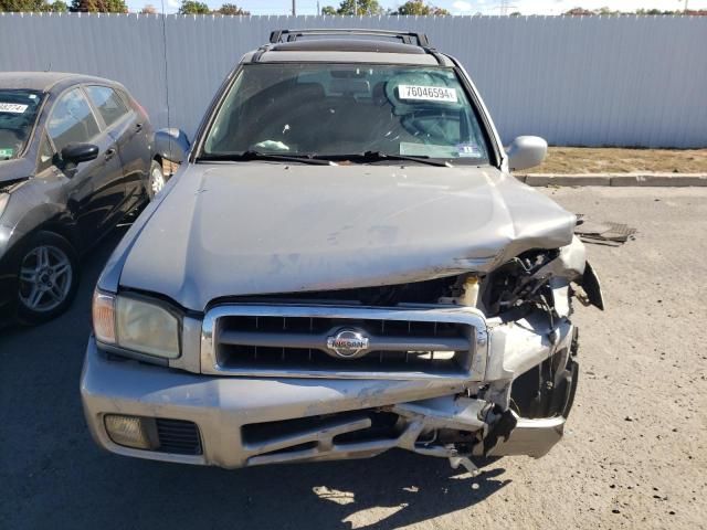 2001 Nissan Pathfinder LE