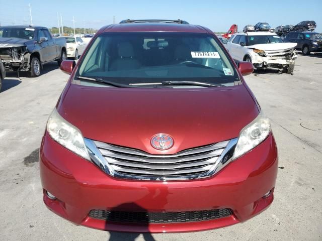 2015 Toyota Sienna XLE