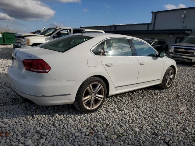 2012 Volkswagen Passat SEL