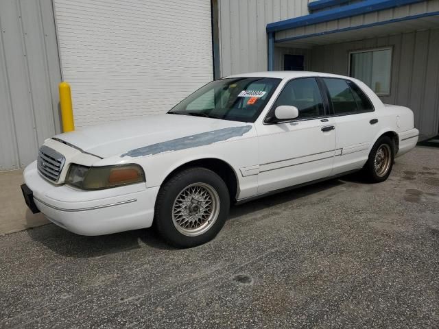 2001 Ford Crown Victoria LX