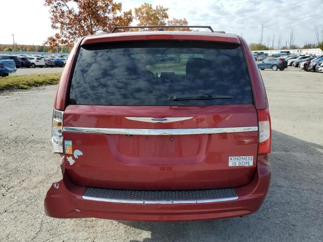 2012 Chrysler Town & Country Touring