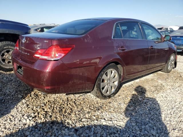 2005 Toyota Avalon XL