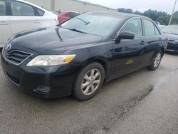 Carros dañados por inundaciones a la venta en subasta: 2011 Toyota Camry Base