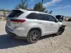 2017 Toyota Highlander SE