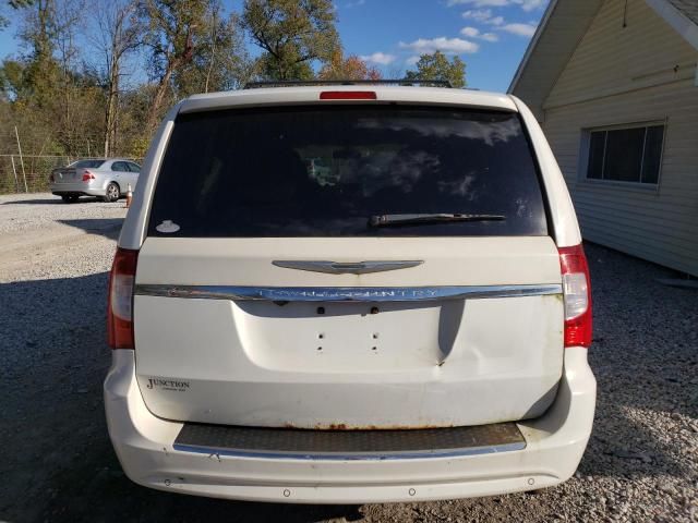 2011 Chrysler Town & Country Touring L