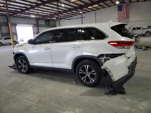 2019 Toyota Highlander LE