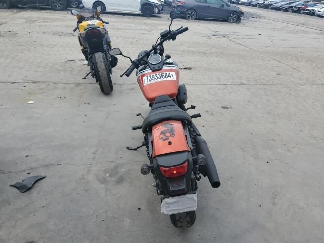 2024 Honda VT750 C2B