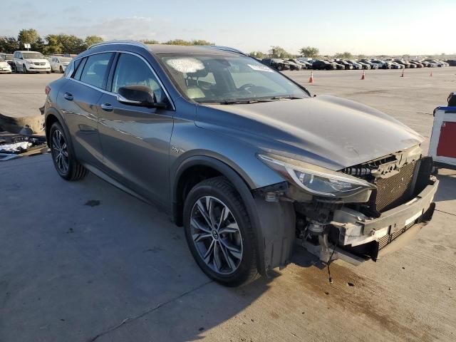 2017 Infiniti QX30 Base