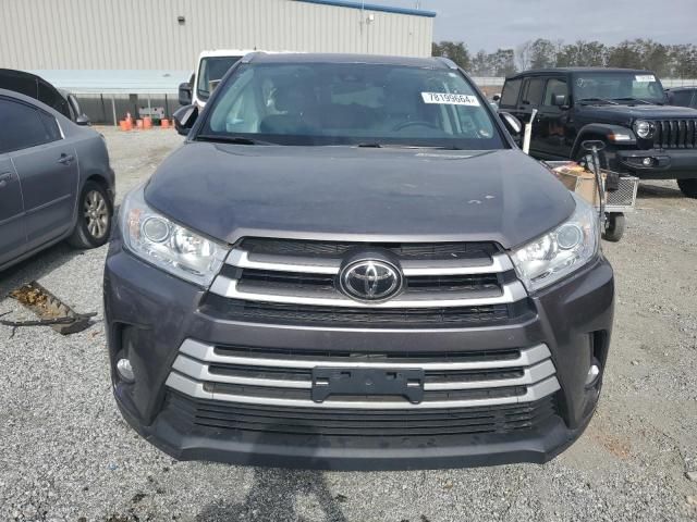 2018 Toyota Highlander SE