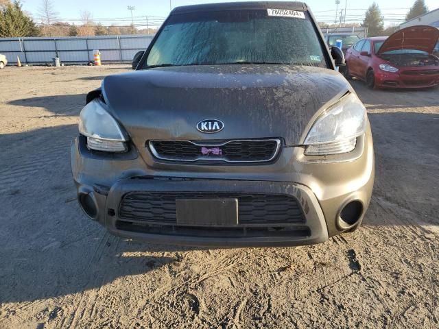 2013 KIA Soul +