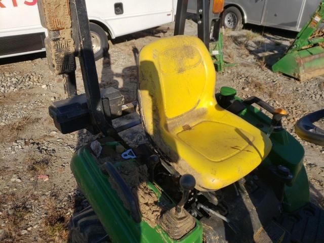 2019 John Deere 1023E