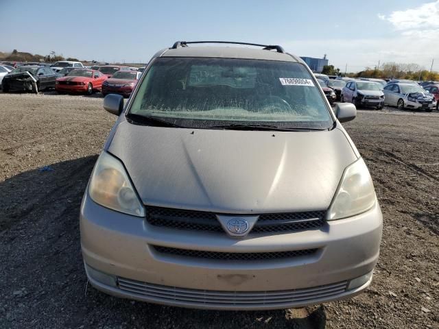 2005 Toyota Sienna XLE