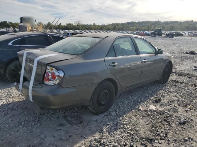 2005 Toyota Camry LE