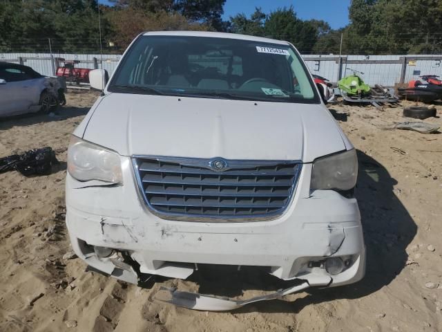 2008 Chrysler Town & Country Touring