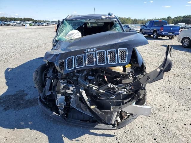 2020 Jeep Cherokee Latitude